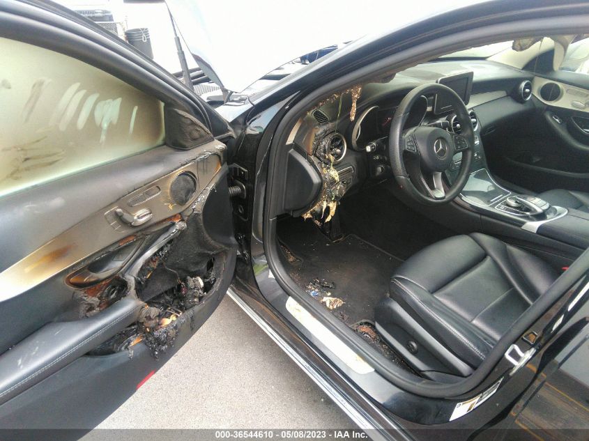 2016 MERCEDES-BENZ C-CLASS C 300 - 55SWF4KB8GU178831