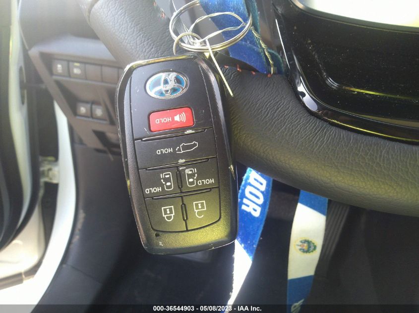 2022 TOYOTA SIENNA XSE - 5TDXSKFC4NS069297