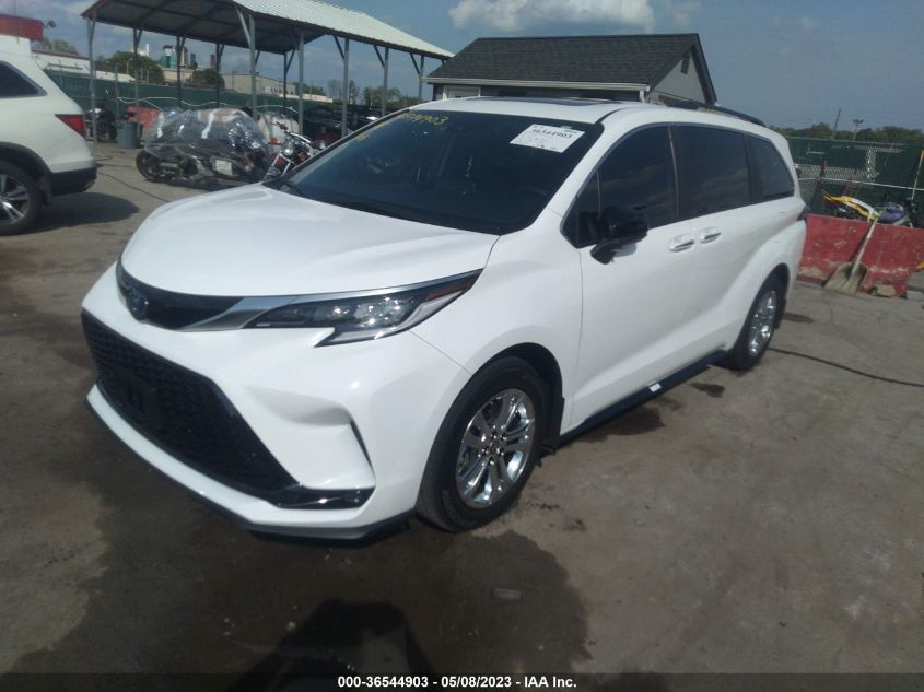 2022 TOYOTA SIENNA XSE - 5TDXSKFC4NS069297