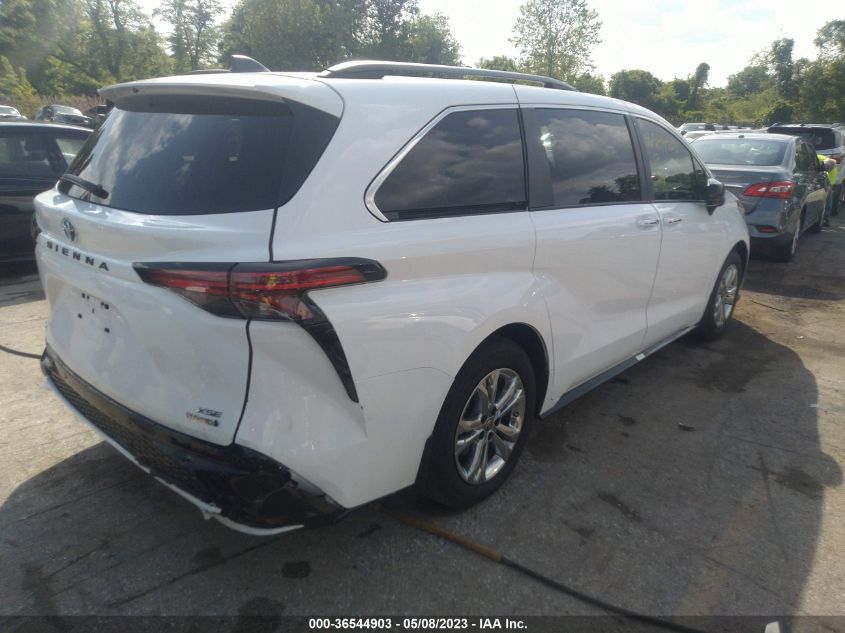 2022 TOYOTA SIENNA XSE - 5TDXSKFC4NS069297