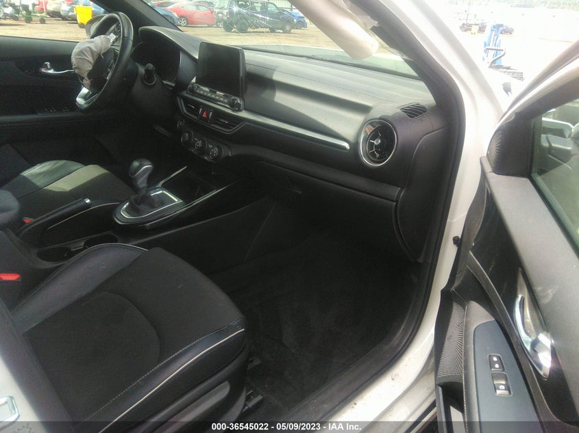 VIN 3KPF34ADXME270084 2021 KIA FORTE GT-LINE