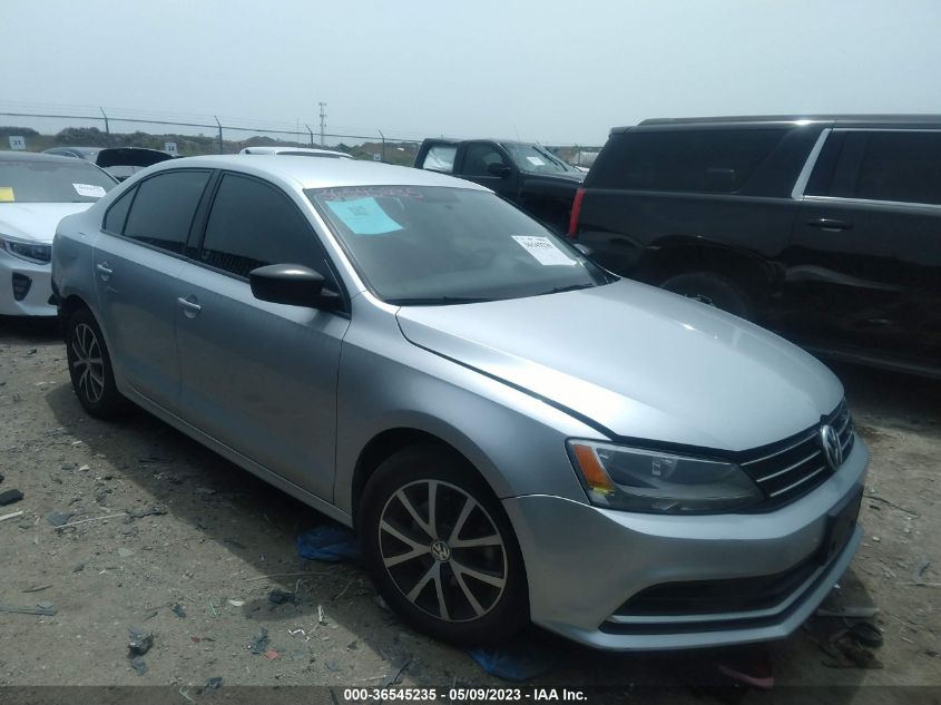 2016 VOLKSWAGEN JETTA SEDAN 1.4T SE - 3VWD67AJ3GM253544