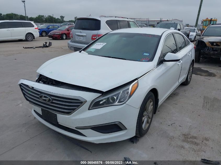 2017 HYUNDAI SONATA SE - 5NPE24AF1HH437384