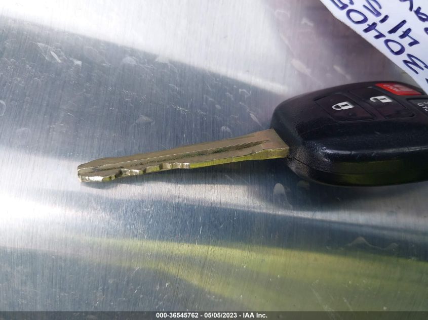 2013 TOYOTA RAV4 XLE - JTMWFREV8D5005859