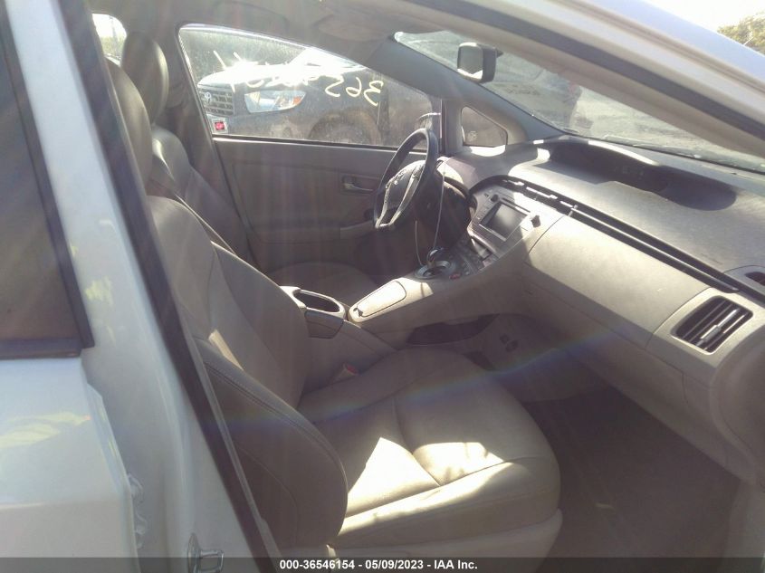 2014 TOYOTA PRIUS FOUR/FIVE/THREE/ONE/TWO - JTDKN3DU9E0375093