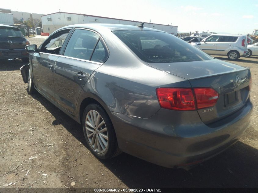 2014 VOLKSWAGEN JETTA SEDAN SEL - 3VWL07AJ9EM374136