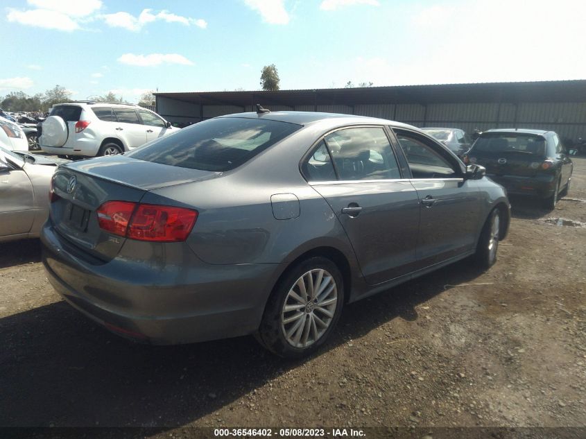 2014 VOLKSWAGEN JETTA SEDAN SEL - 3VWL07AJ9EM374136