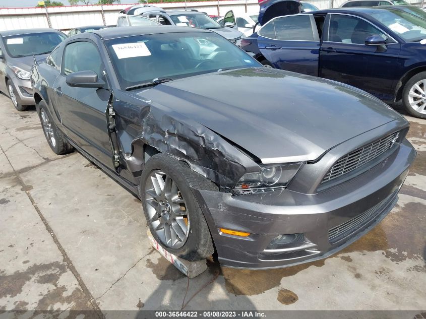 2014 FORD MUSTANG V6 - 1ZVBP8AM3E5268875