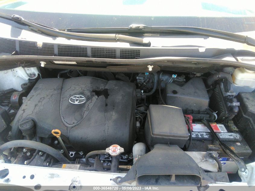 2019 TOYOTA SIENNA SE - 5TDXZ3DC8KS974660