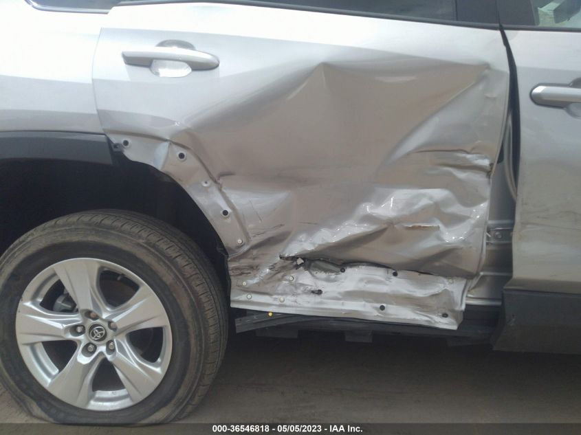 2020 TOYOTA RAV4 XLE - 2T3W1RFV4LW083737