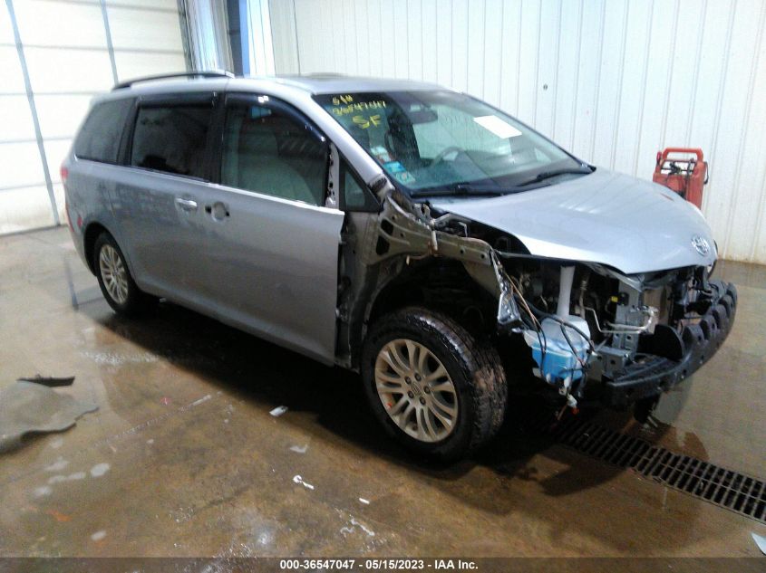 VIN 5TDYK3DC5DS386520 2013 TOYOTA SIENNA no.1