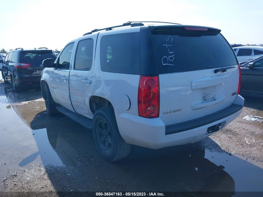 2013 GMC YUKON SLE - 1GKS1AE07DR208385