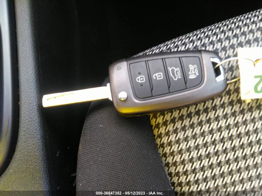 2018 HYUNDAI KONA SE - KM8K1CAA1JU129742
