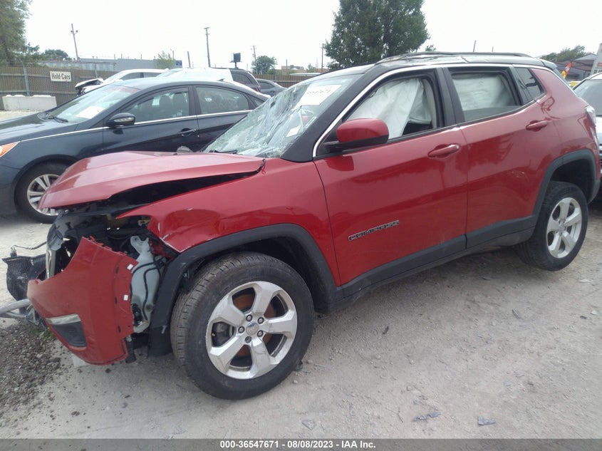 VIN 3C4NJCBB7JT124256 2018 JEEP COMPASS LATITUDE