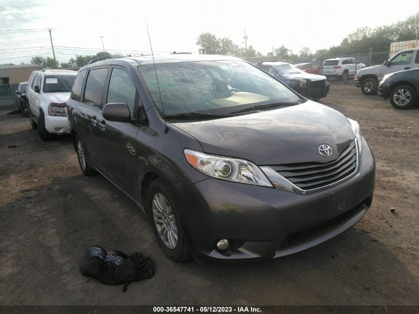 VIN 5TDYK3DC4ES471611 2014 TOYOTA SIENNA no.1