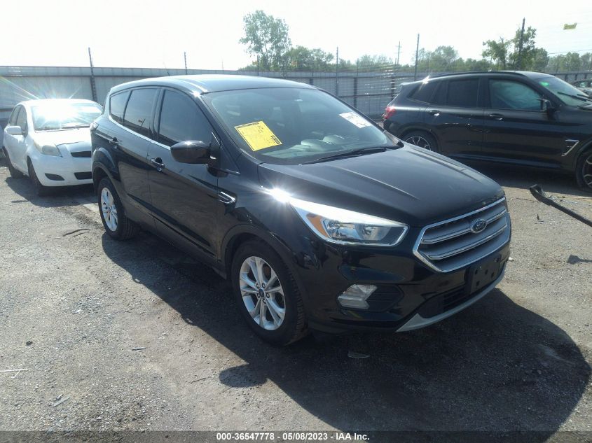 2017 FORD ESCAPE SE - 1FMCU0GD0HUC25383