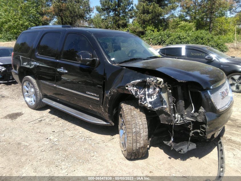 2013 GMC YUKON DENALI - 1GKS1EEF8DR281888