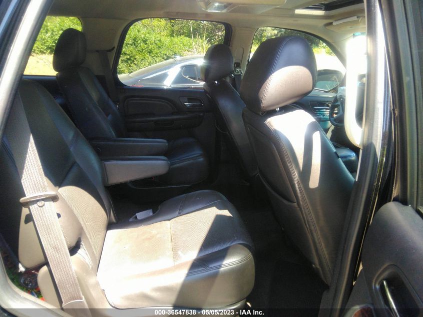 2013 GMC YUKON DENALI - 1GKS1EEF8DR281888