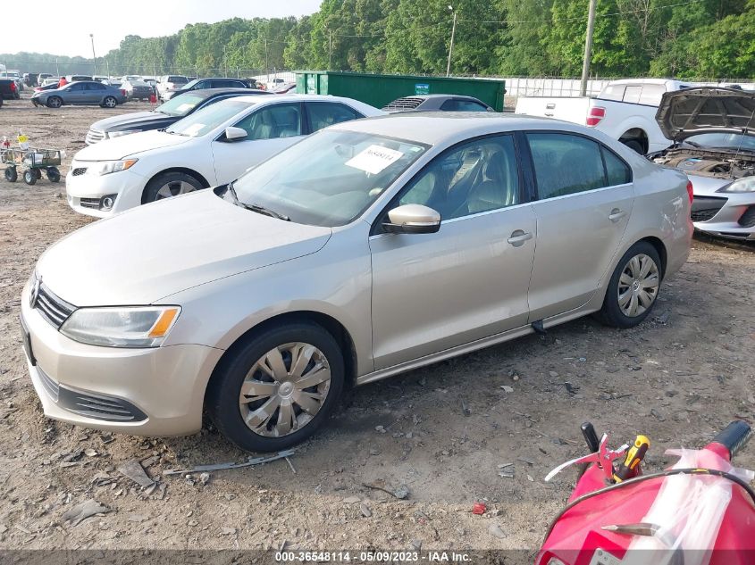 2013 VOLKSWAGEN JETTA SEDAN SE - 3VWDP7AJ6DM220711