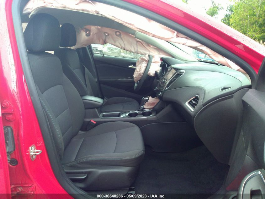 2018 CHEVROLET CRUZE LT - 1G1BE5SM4J7169835