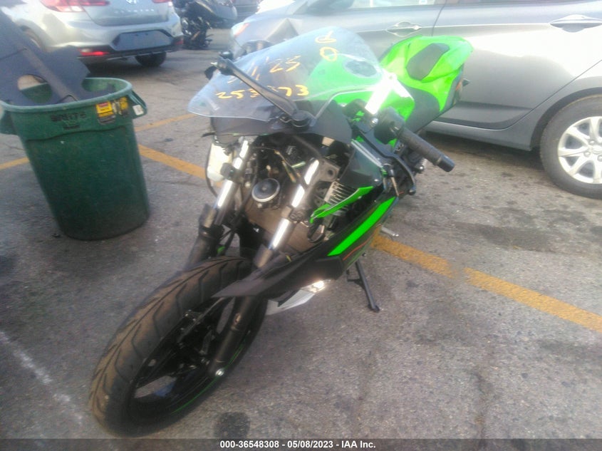 VIN JKAEXKG13NDAH2721 2022 KAWASAKI EX400