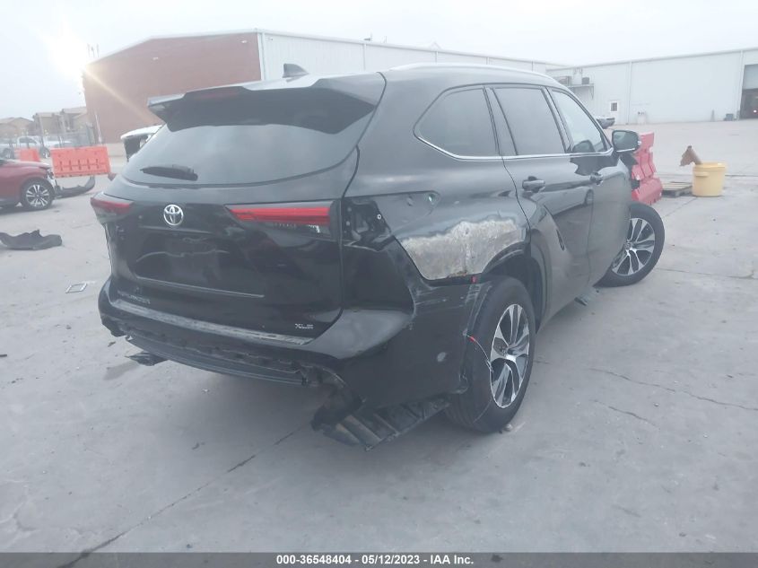 2022 TOYOTA HIGHLANDER XLE - 5TDGZRAHXNS114234