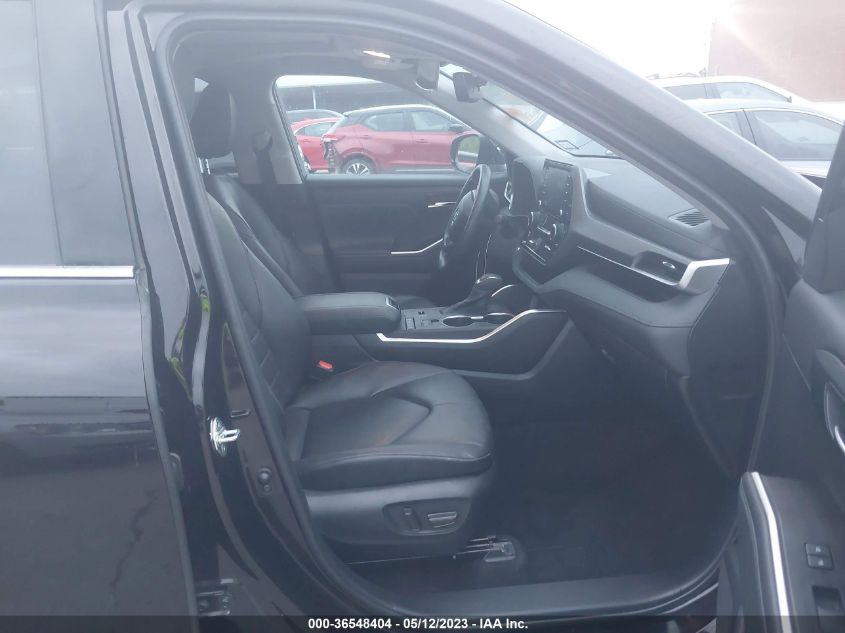 2022 TOYOTA HIGHLANDER XLE - 5TDGZRAHXNS114234