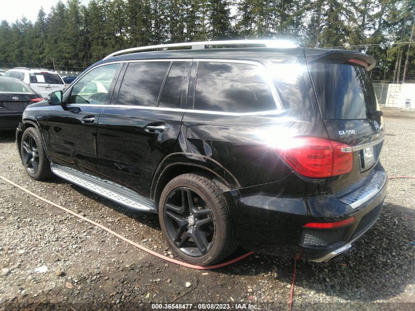 2015 MERCEDES-BENZ GL-CLASS GL 550 - 4JGDF7DE5FA465404