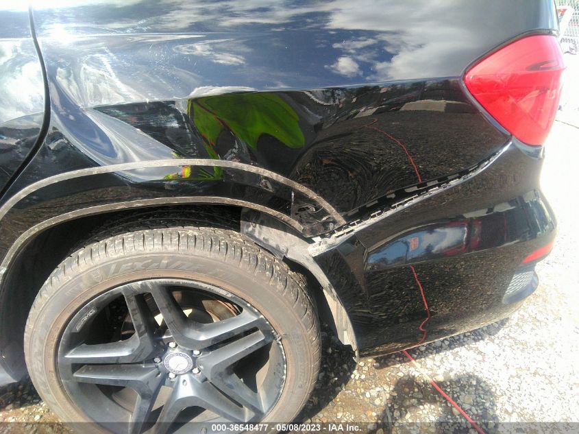 2015 MERCEDES-BENZ GL-CLASS GL 550 - 4JGDF7DE5FA465404