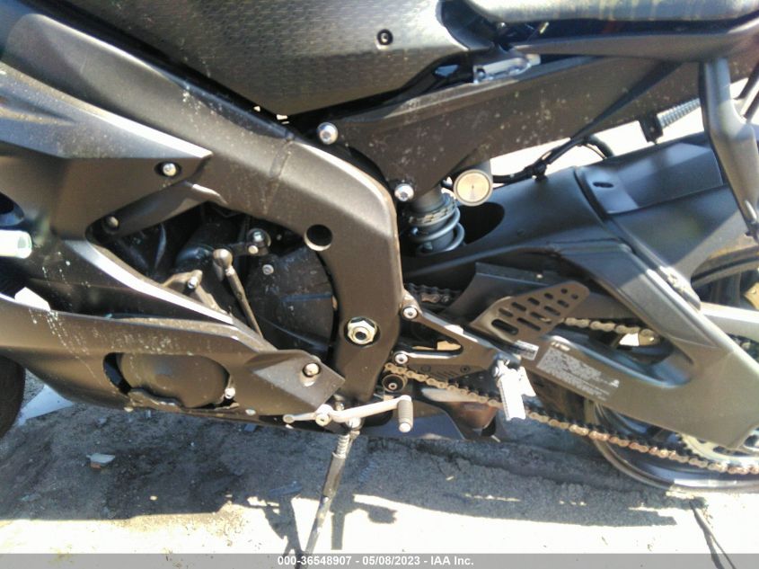 2017 YAMAHA YZFR6 C JYARJ28Y3HA000666