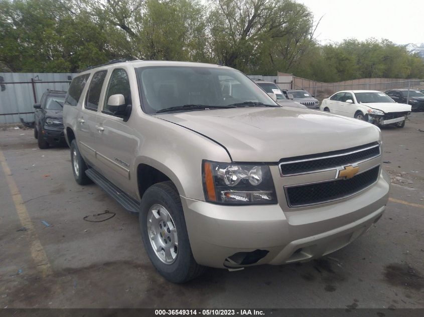 2013 CHEVROLET SUBURBAN LT - 1GNSKJE73DR144536