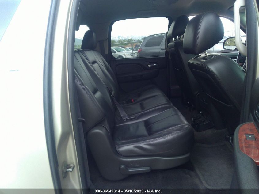 2013 CHEVROLET SUBURBAN LT - 1GNSKJE73DR144536