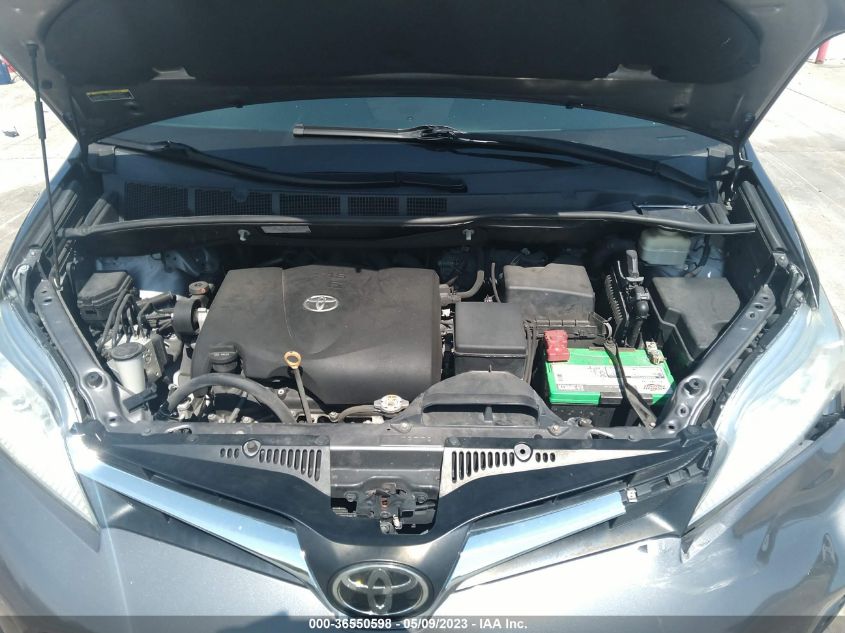 2018 TOYOTA SIENNA LE - 5TDKZ3DC2JS917749