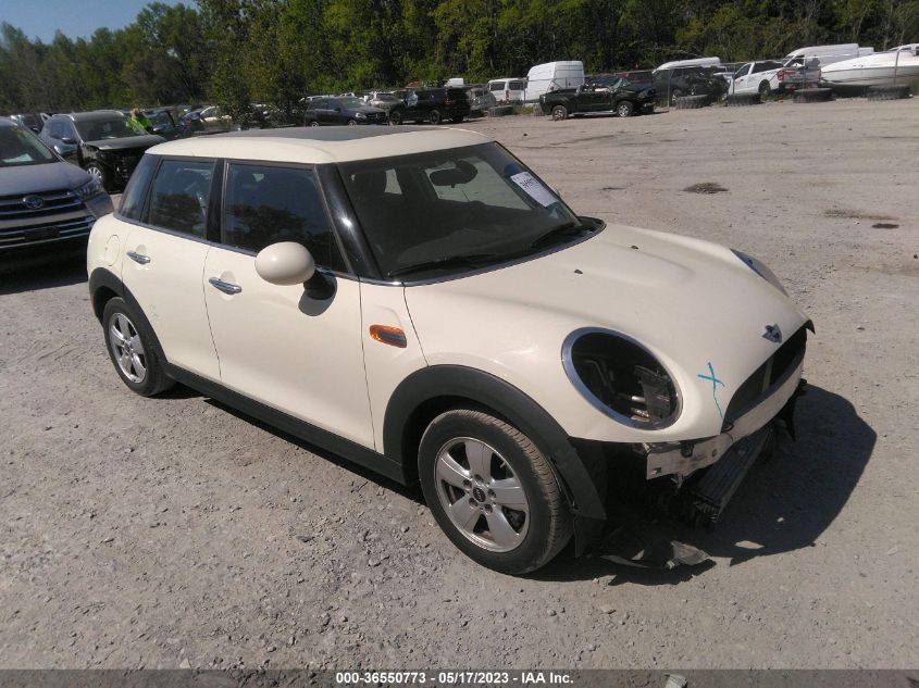 2015 MINI COOPER HARDTOP 4 DOOR - WMWXS5C52FT827578