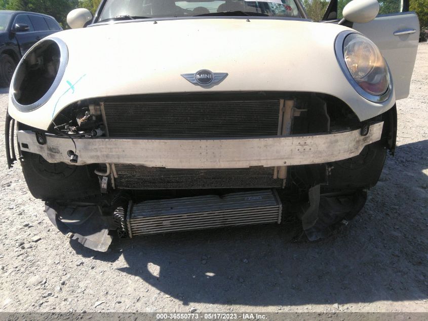 2015 MINI COOPER HARDTOP 4 DOOR - WMWXS5C52FT827578