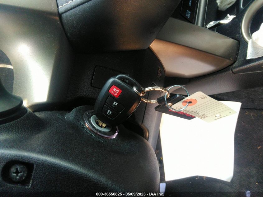 2014 TOYOTA RAV4 XLE - 2T3RFREV7EW194222