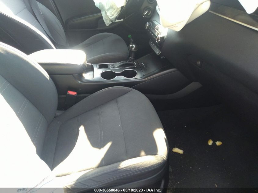 2016 KIA SORENTO LX - 5XYPGDA33GG172473