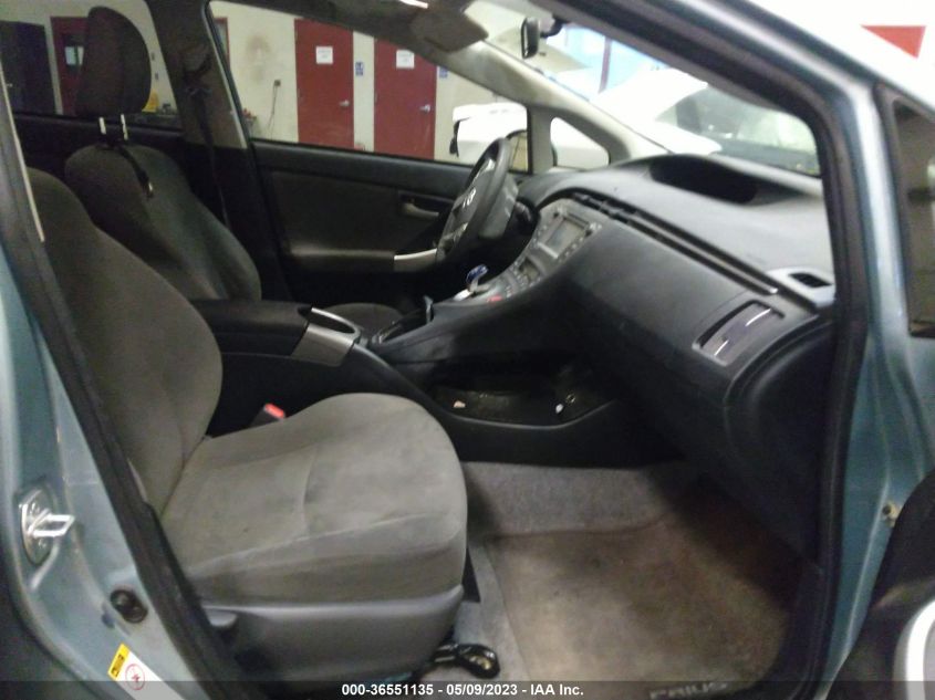 2015 TOYOTA PRIUS FOUR - JTDKN3DU6F1889673
