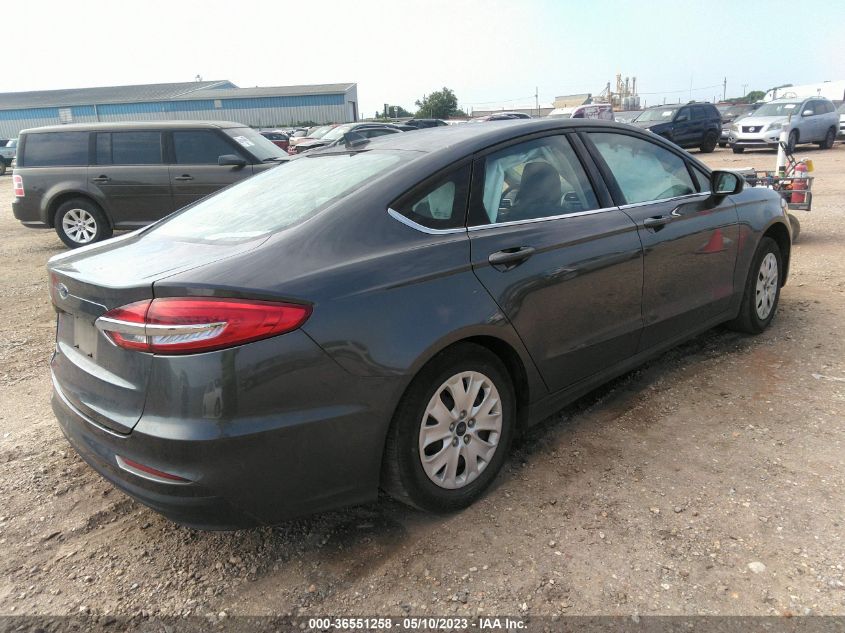 2020 FORD FUSION S - 3FA6P0G74LR160160