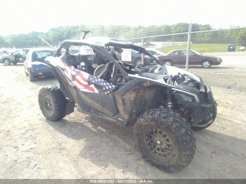 2019 CAN-AM MAVERICK MAX - 3JBVGA447KK000447