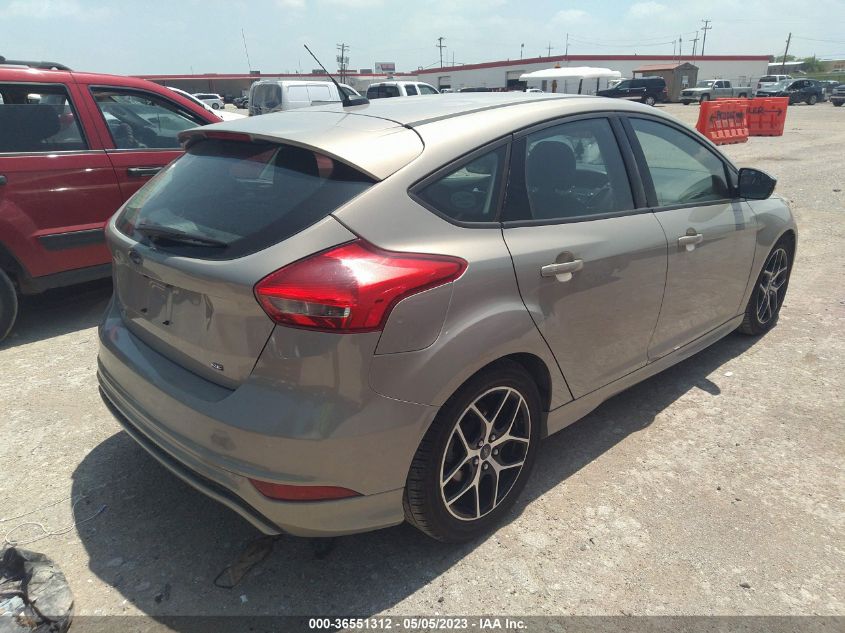 2016 FORD FOCUS SE - 1FADP3K20GL238863