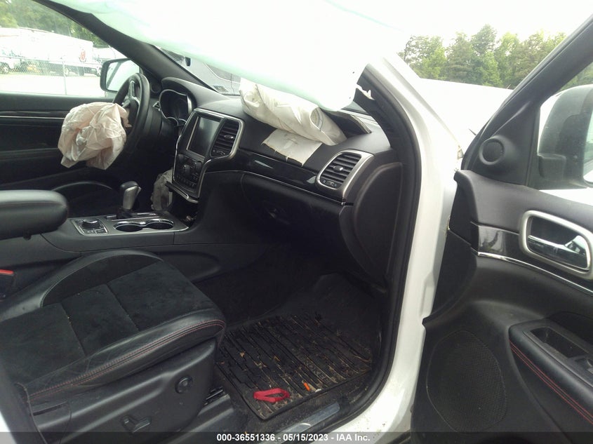 VIN 1C4RJFLG1HC610189 2017 JEEP GRAND CHEROKEE TRAILHAWK