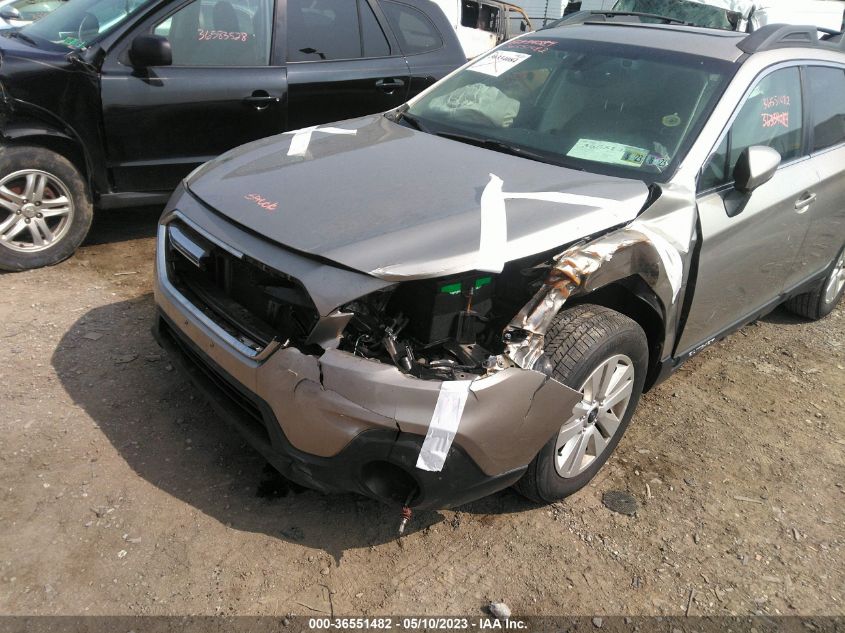 2018 SUBARU OUTBACK PREMIUM - 4S4BSAFC6J3283185