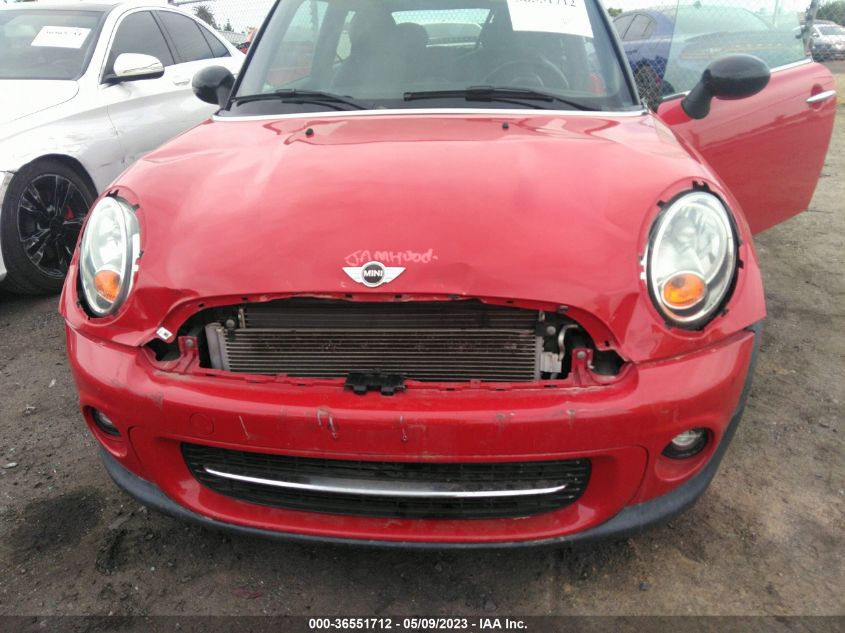 2013 MINI COOPER HARDTOP - WMWSU3C52DT545088