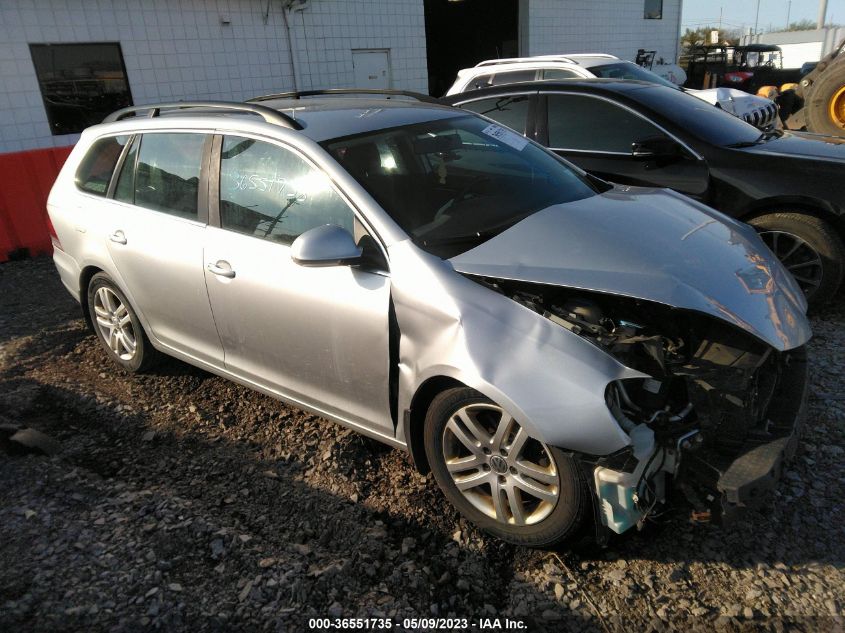 2014 VOLKSWAGEN JETTA SPORTWAGEN TDI - 3VWPL7AJ1EM610206