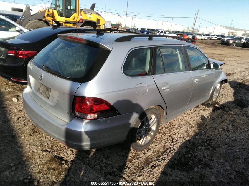 2014 VOLKSWAGEN JETTA SPORTWAGEN TDI - 3VWPL7AJ1EM610206