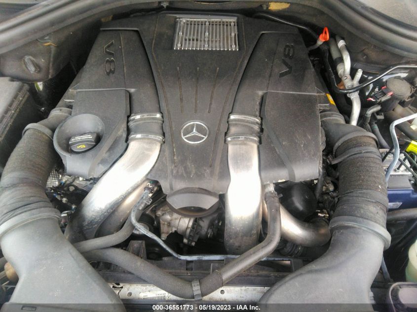 2016 MERCEDES-BENZ GL GL 550 - 4JGDF7DE2GA657400