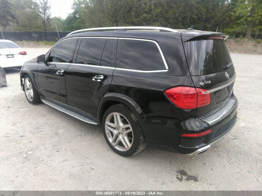 2016 MERCEDES-BENZ GL GL 550 - 4JGDF7DE2GA657400