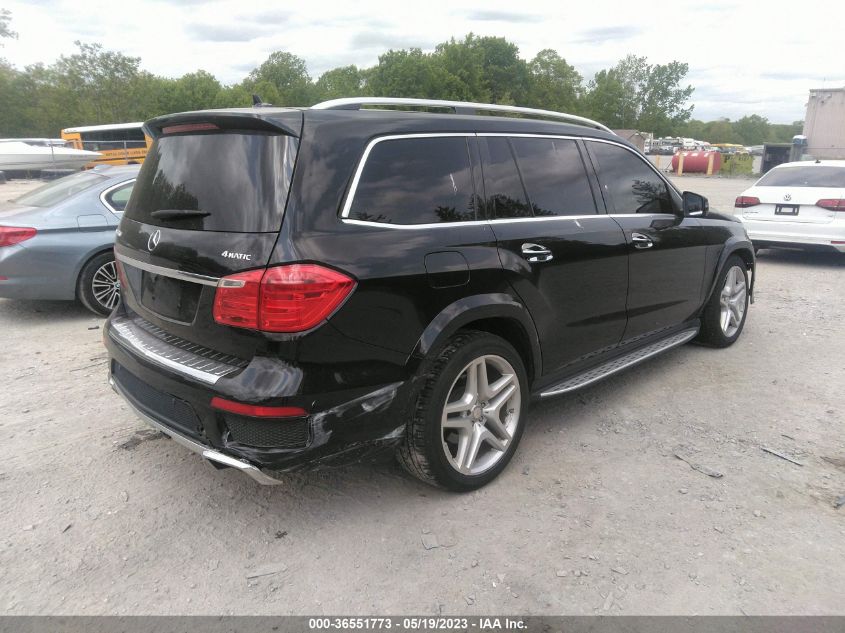 2016 MERCEDES-BENZ GL GL 550 - 4JGDF7DE2GA657400