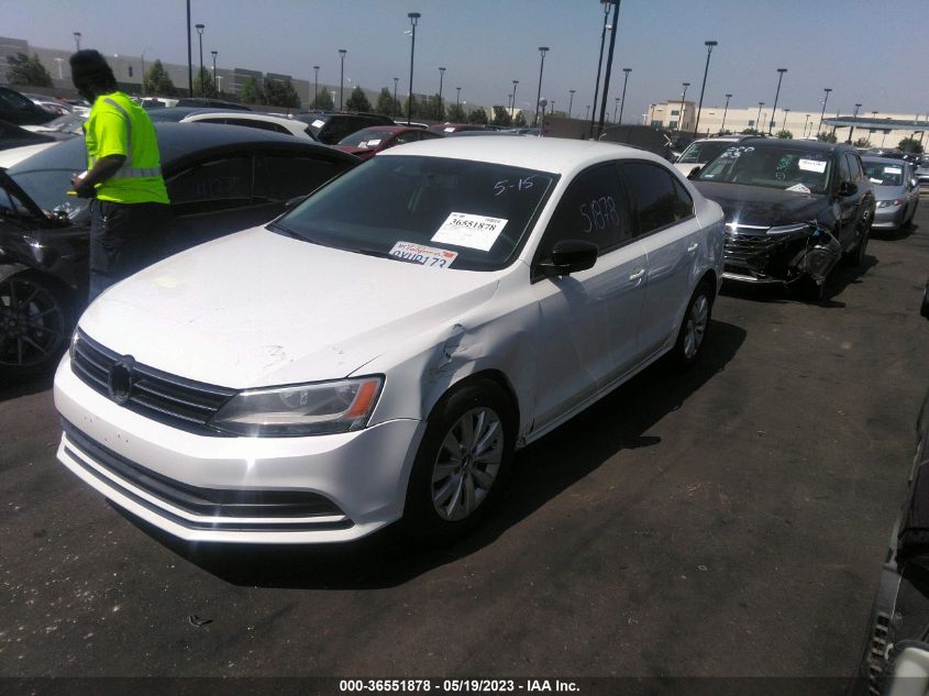 2015 VOLKSWAGEN JETTA SEDAN 1.8T SE - 3VWD17AJ1FM258111